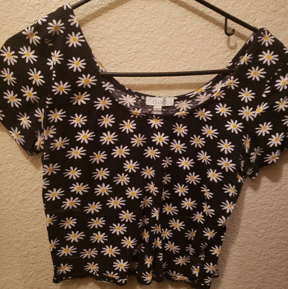 Floral Scoop Neck Crop Top